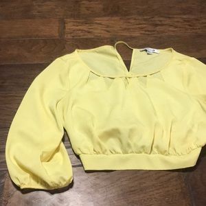 3/4 sleeve cut out crop top